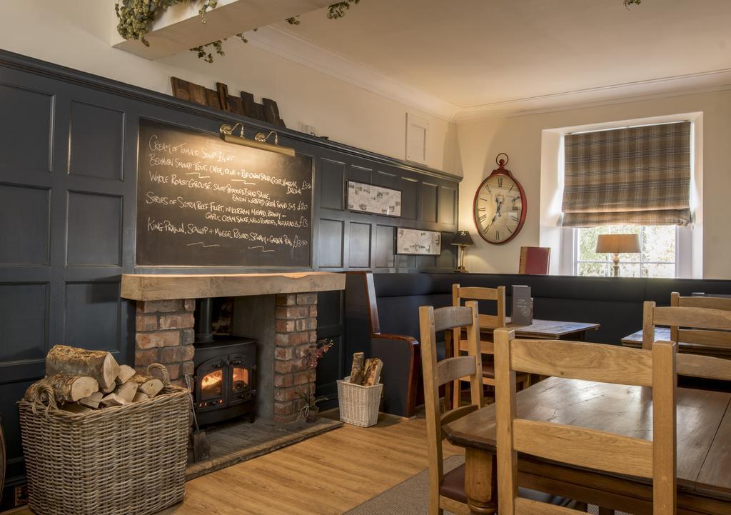 Buccleuch Arms Hotel St Boswells Ngoại thất bức ảnh